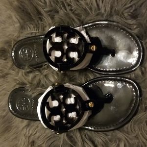 Excellent Preloved Tory Burch Patent Sandal